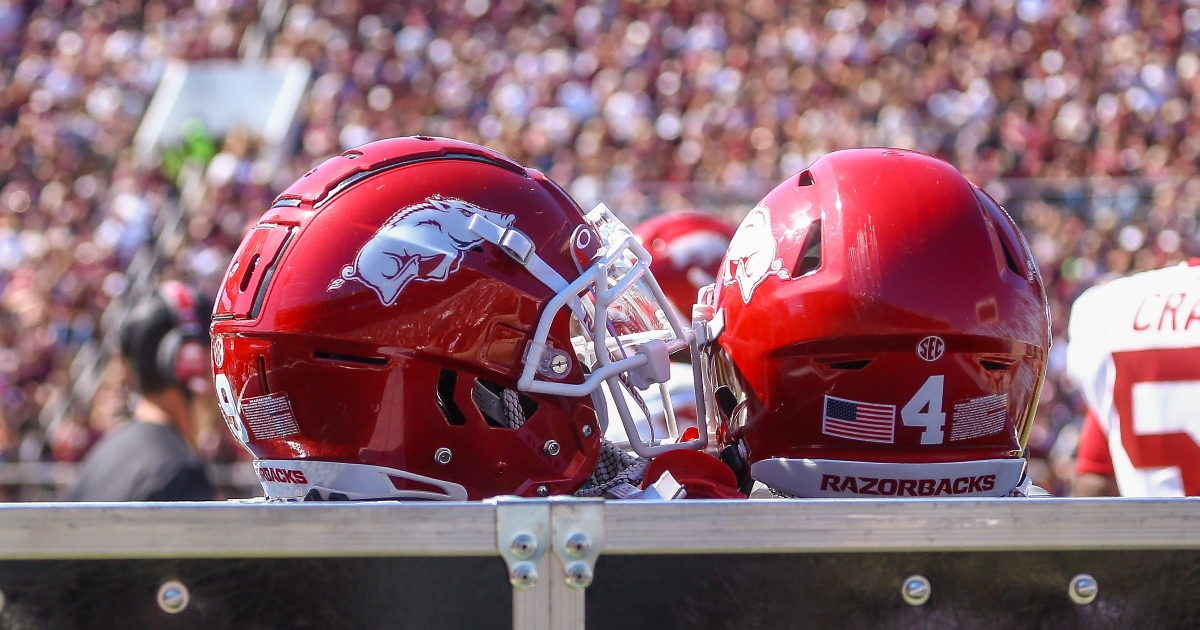Arkansas playmaker enters the NCAA transfer portal