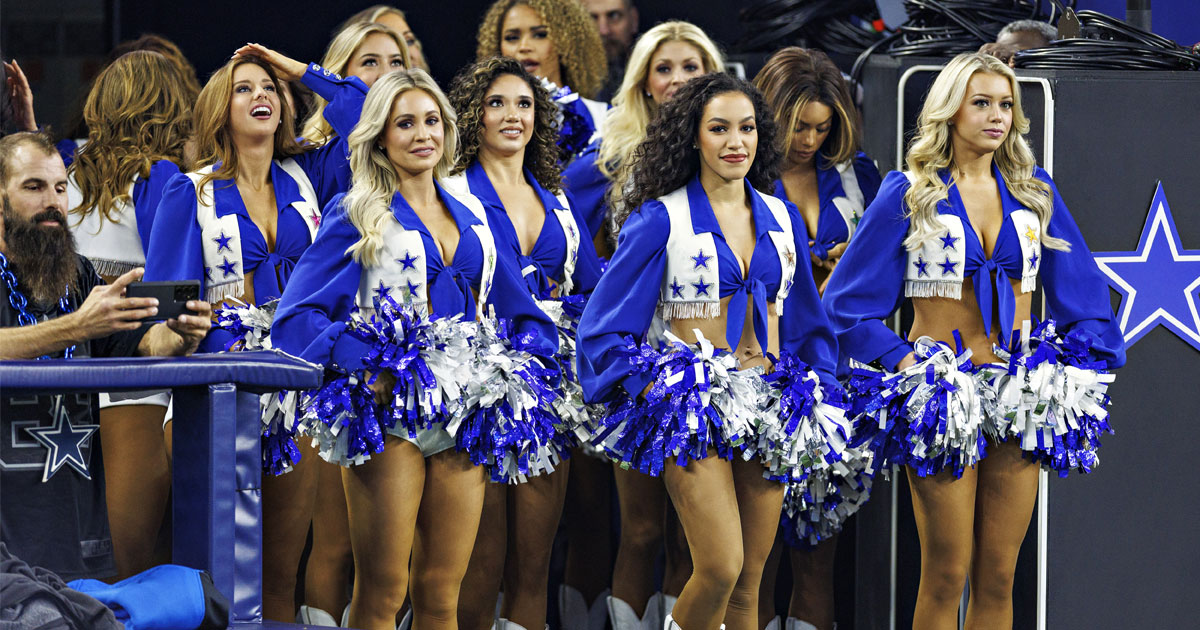 Dallas Cowboys Cheerleaders  Alumni Game 12/11/ 2022 