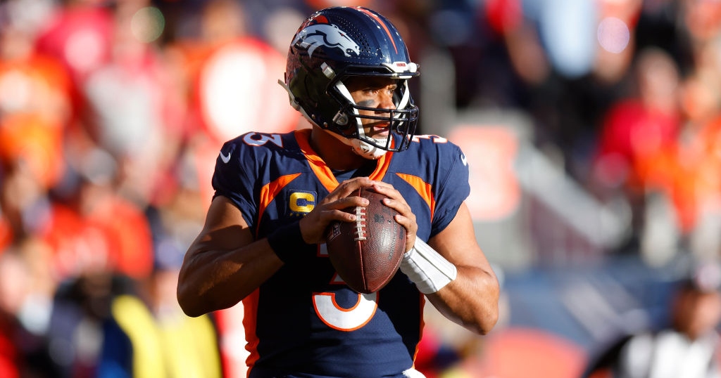 Russell Wilson injury: Broncos QB evaluated for concussion during