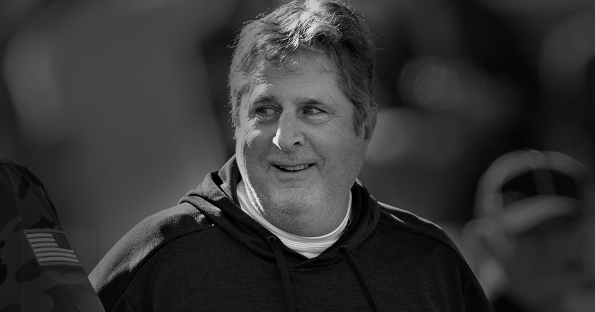 LOOK Mississippi State Salutes Mike Leach with Helmet Decal