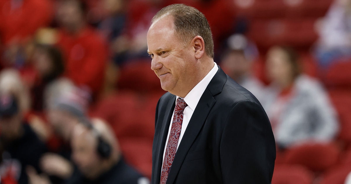 Greg Gard discusses unique scheduling issue after Big Ten postponement ...