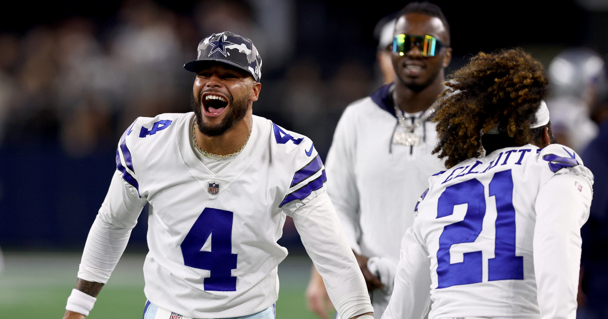 Dallas Cowboys clinch playoff berth due to New York Giants win over