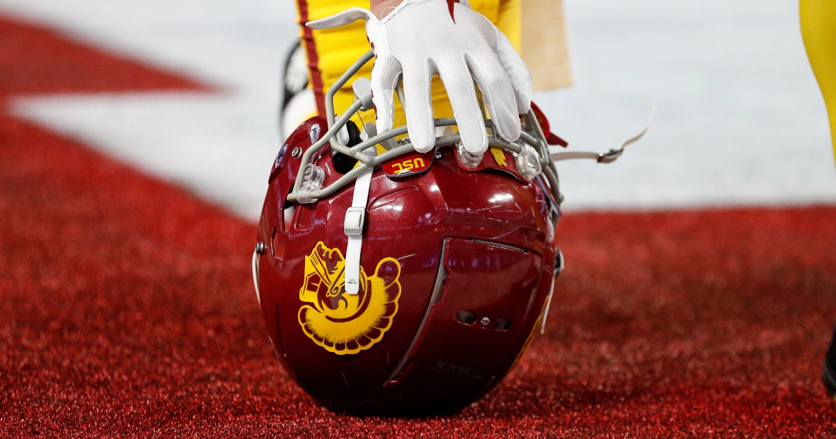 USC Trojans - A playmaker is headed to The Desert