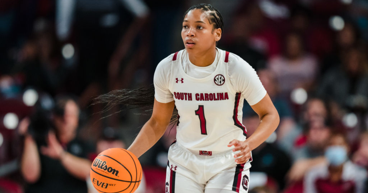 South Carolina's Zia Cooke gifts team Beats by Dre headphones - On3