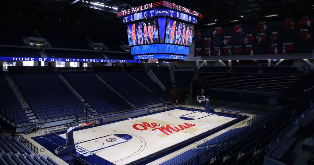 Live Updates: No. 7 Tennessee at Ole Miss