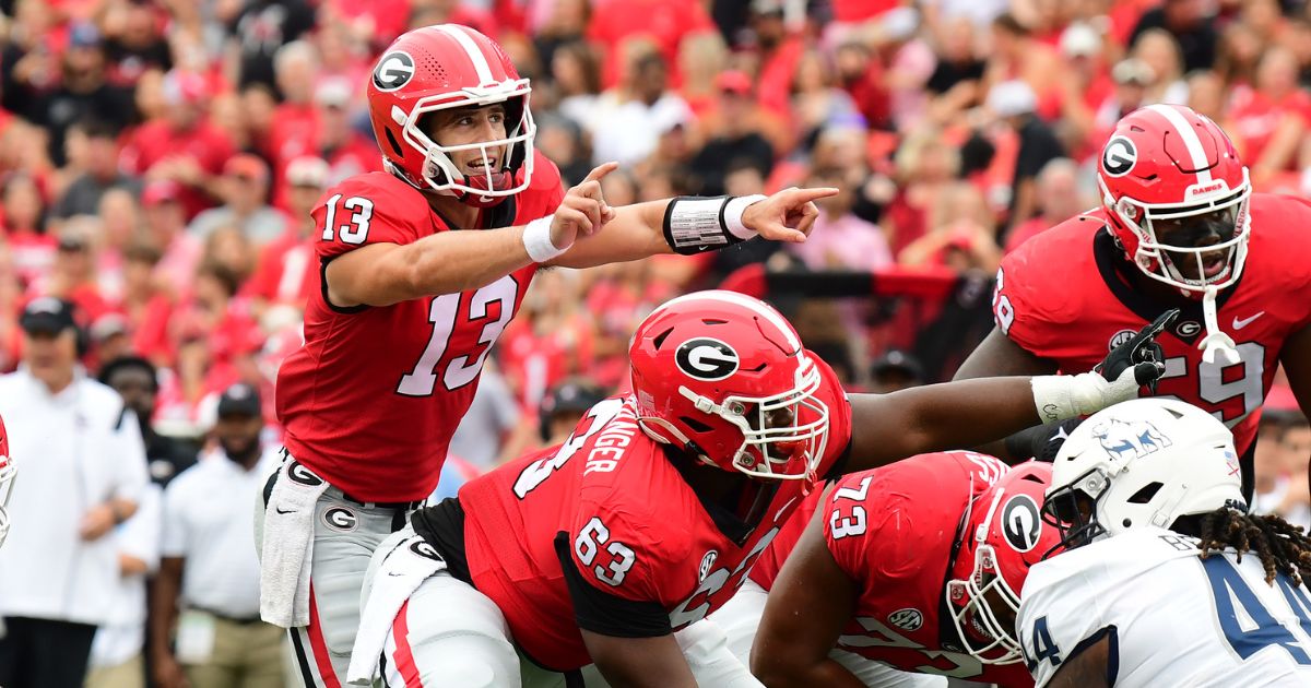 Georgia's Ladd McConkey praises Stetson Bennett after another