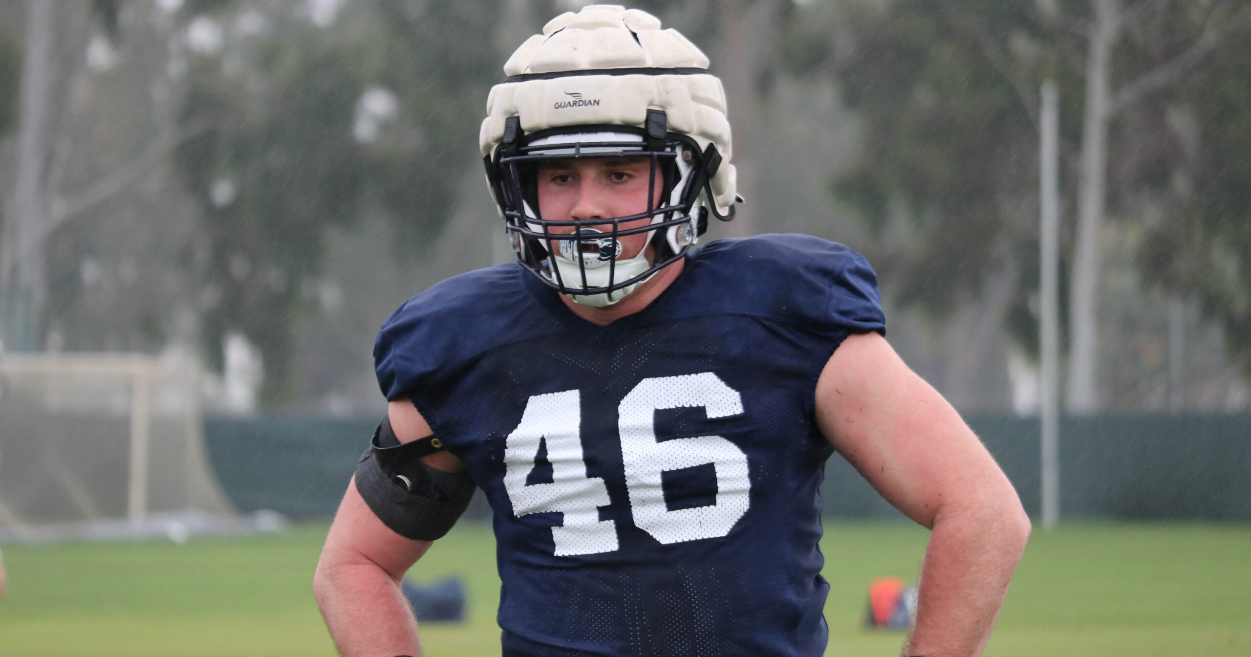 Penn State defensive end Nick Tarburton