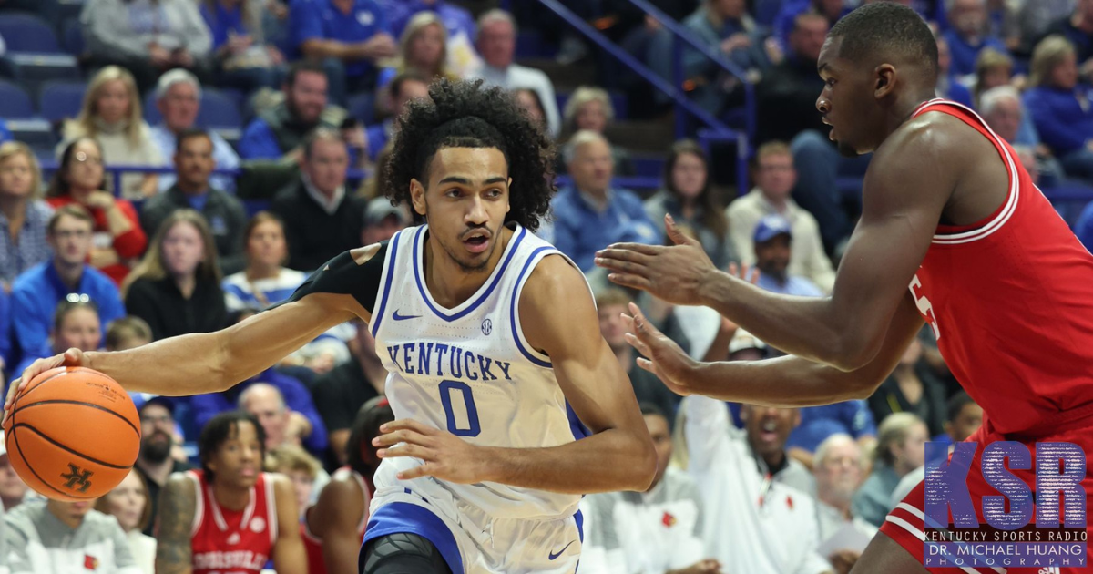 Louisville says farewell to its hoops home, too 