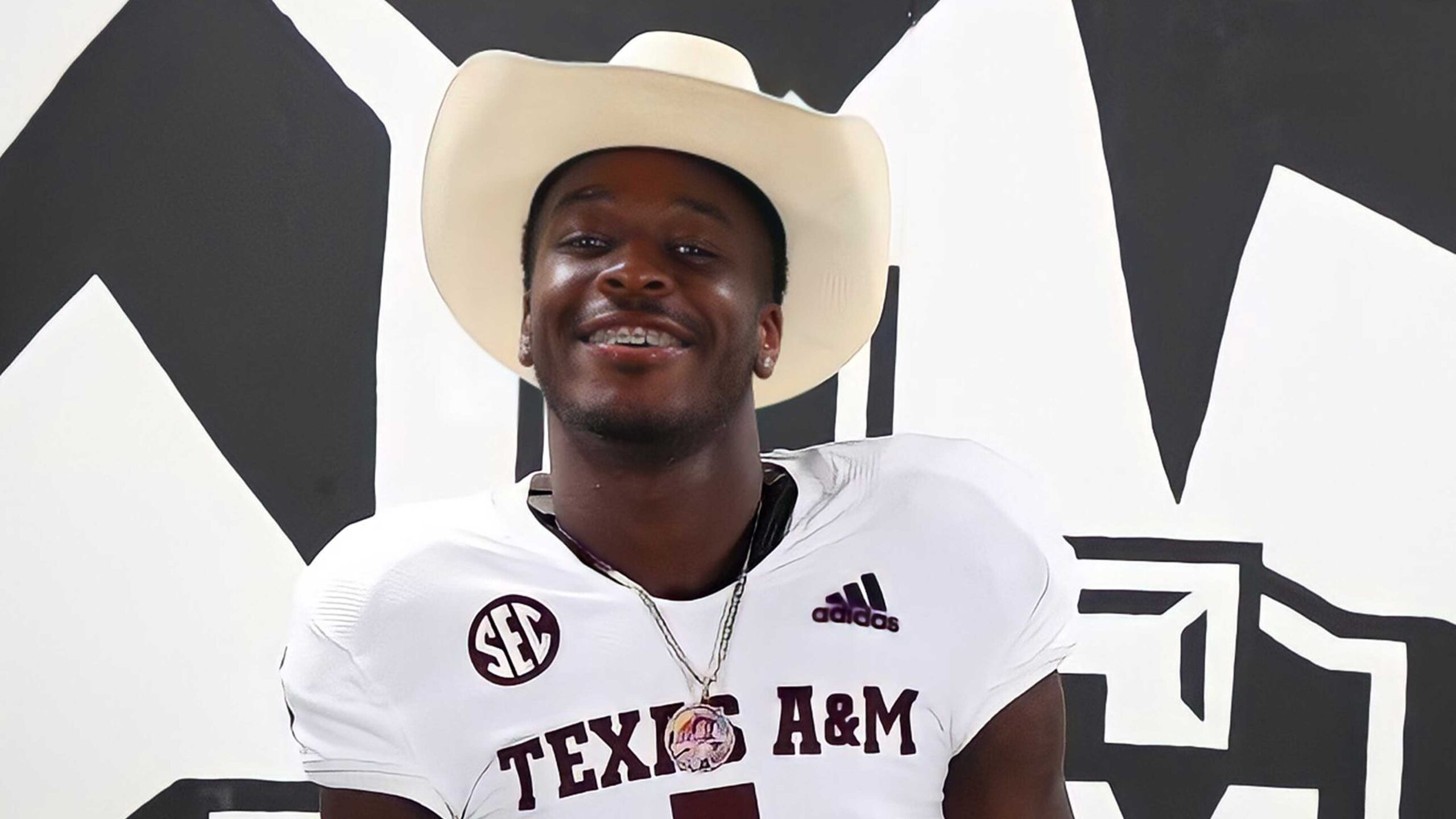 Texas A&M flips FourStar WR Raymond Cottrell from