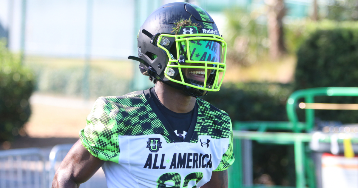 2023 RB Durell Robinson follows Biff Poggi, commits to Charlotte