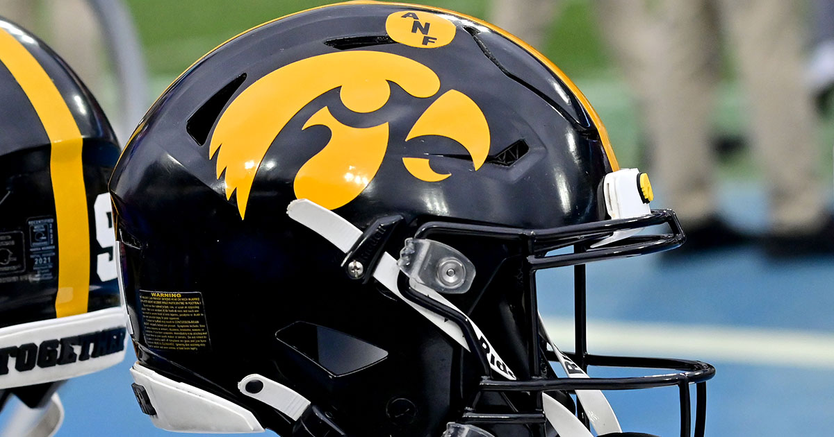 Final injury report revealed for Iowa Hawkeyes at Northwestern Wildcats ...