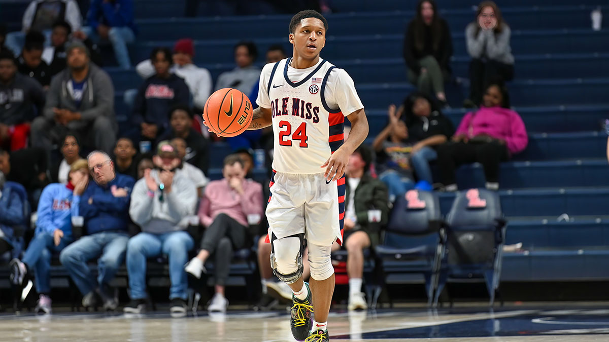 Ole Miss struggling as it works Daeshun Ruffin back to form