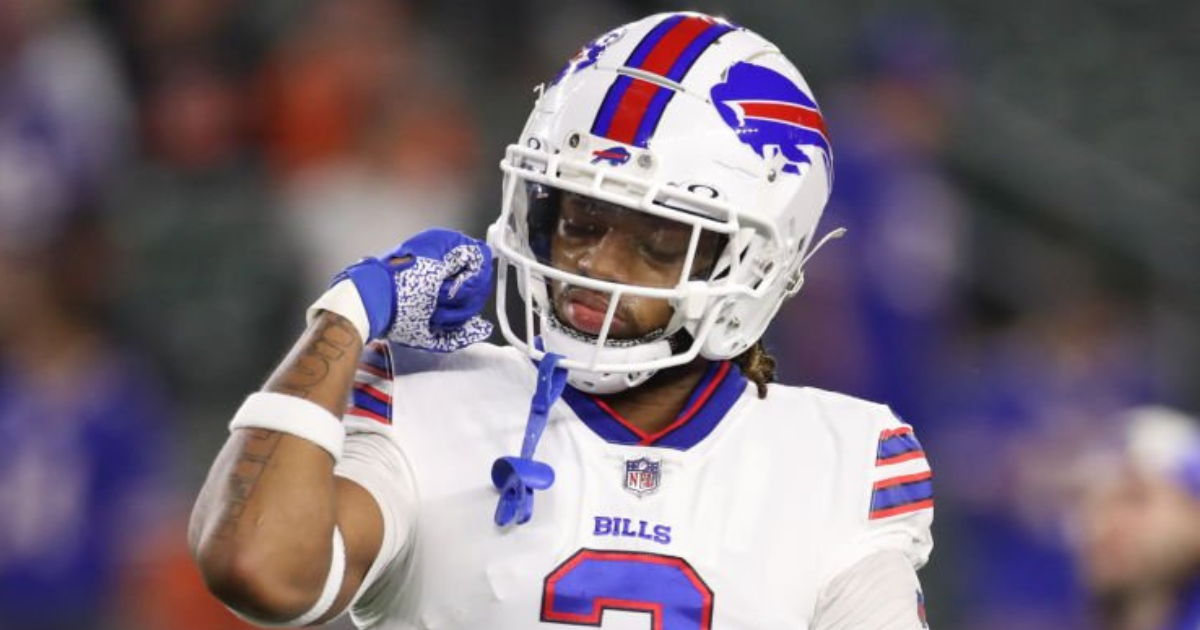 Damar Hamlin Breathing on His Own, Speaking to Buffalo Bills Teammates