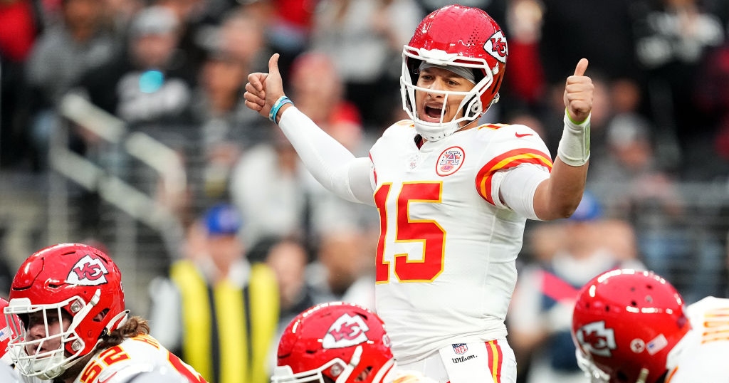 Patrick Mahomes explains 'Snow Globe' trick play in Kansas City Chiefs  offense - On3