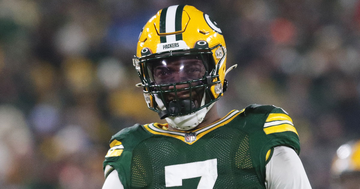 AP source: Packers LB Quay Walker fined $13,261 for shove National News -  Bally Sports