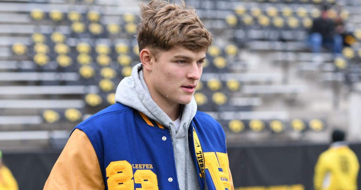 Hawkeyes offer 2023 TE Grant Leeper