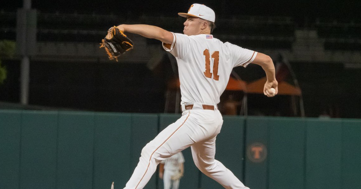 Texas Baseball: Longhorns lose starting SS to portal in Mitchell Daly