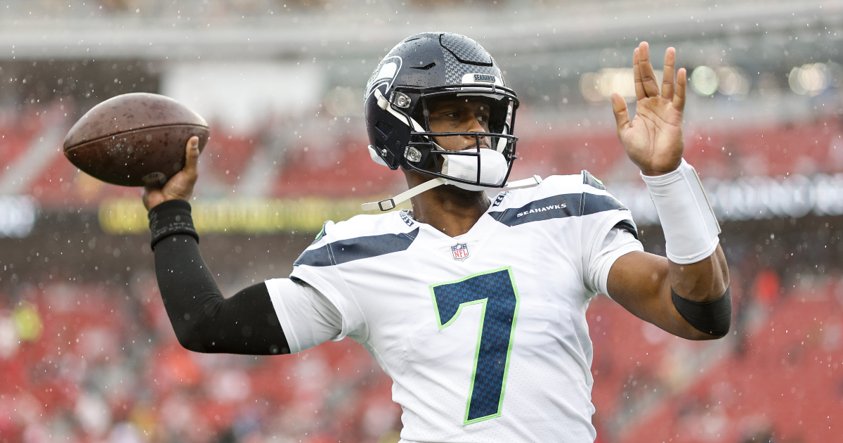 Seahawks re-sign backup QB Geno Smith