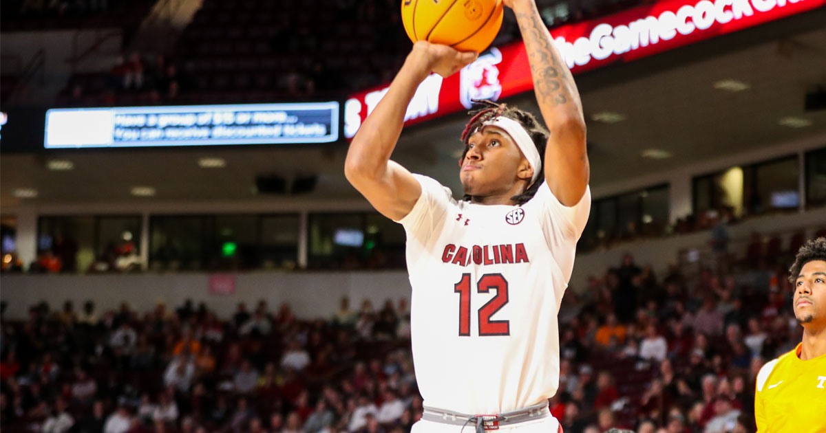 USC's Zachary Davis ejected from Florida game for throwing elbow