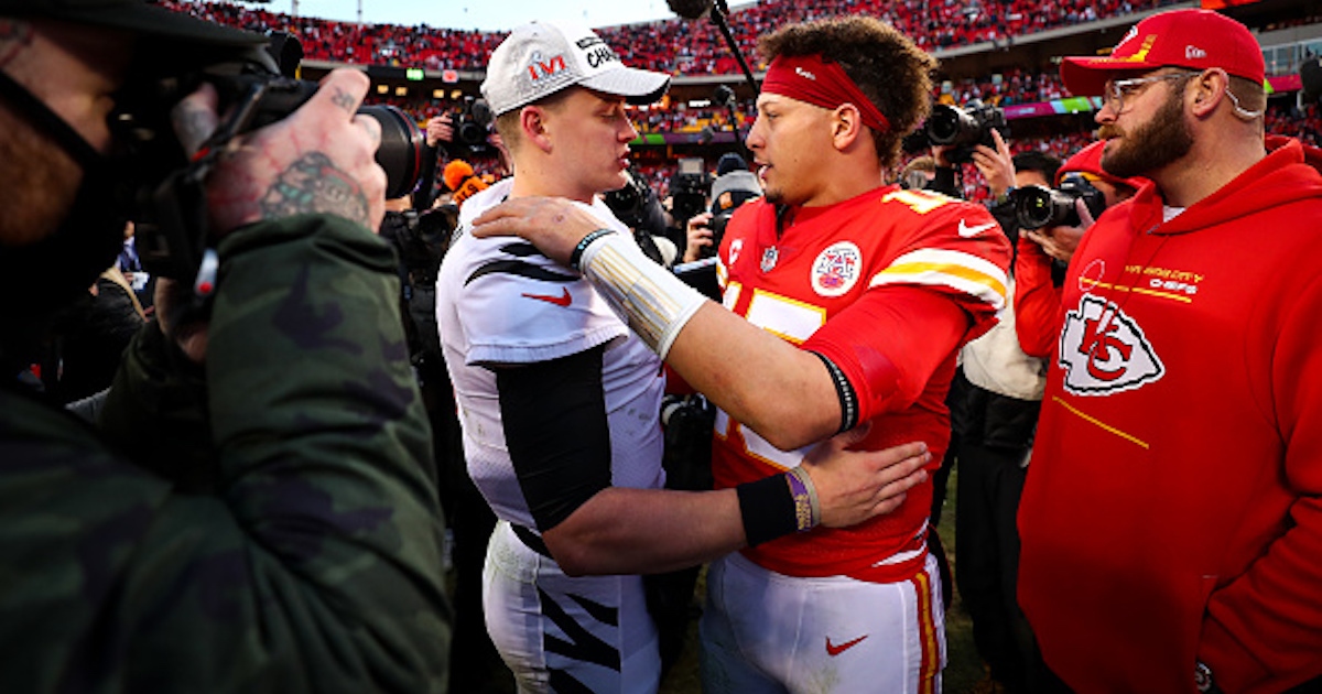 Everyone Made The Same Patrick Mahomes Joke After Joe Burrow