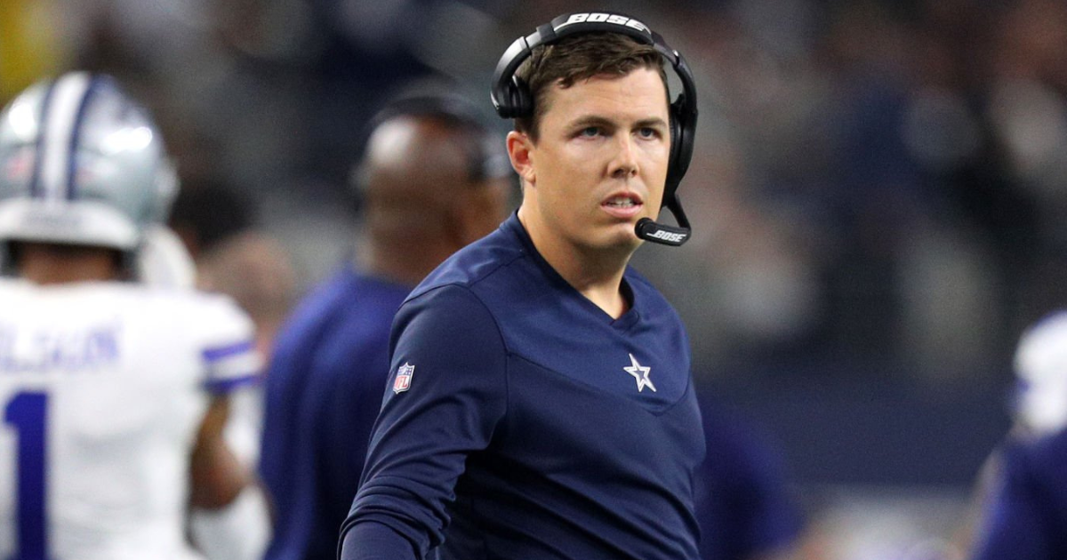 Chargers agree to hire Kellen Moore as offensive coordinator