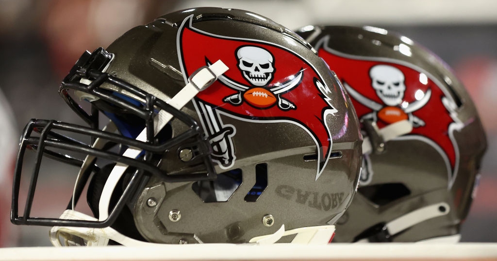 Jacksonville Jaguars to interview Tampa Bay Buccaneers offensive