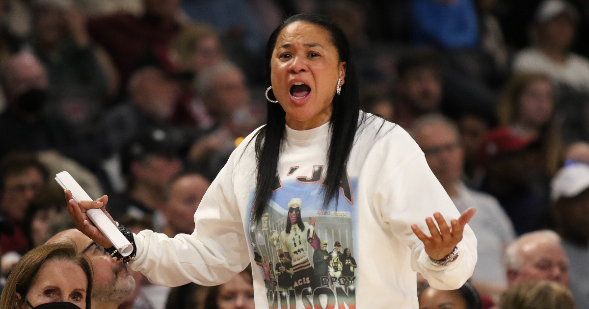Why Dawn Staley responded to Geno Auriemma, defended South Carolina