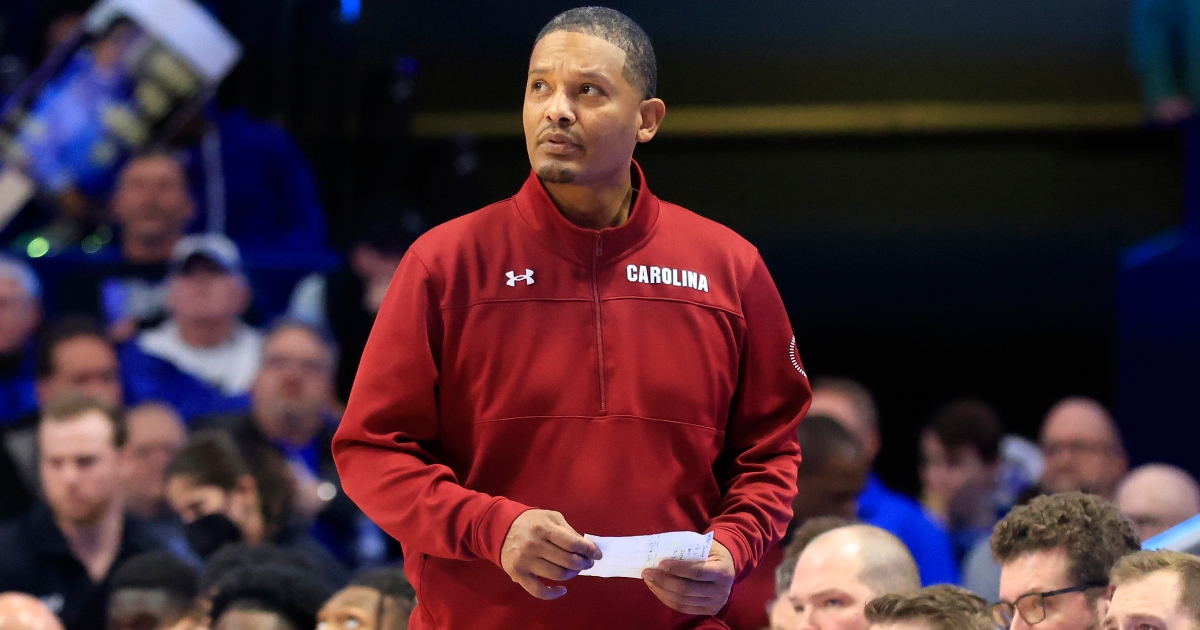 Lamont Paris praises effort, grit following South Carolina win over Ole