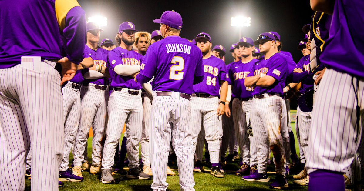 LSU coach Jay Johnson praises crowd in NCAA Tournament