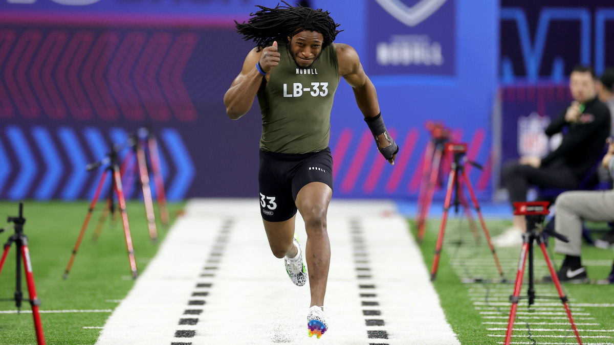 Fastest 40 times from LBs on Day 1 at the NFL Combine