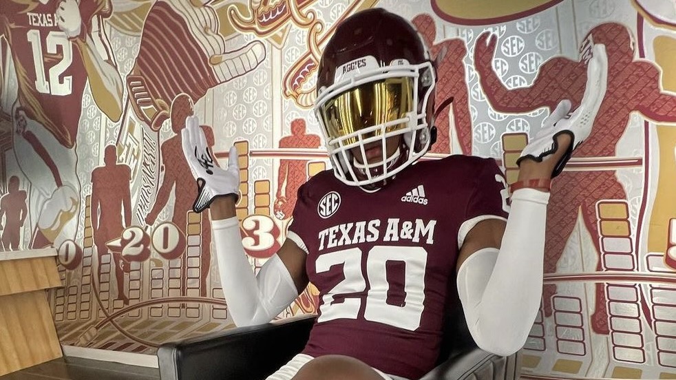 2025 Mater Dei CB Chuck McDonald reacts to first Texas A&M visit