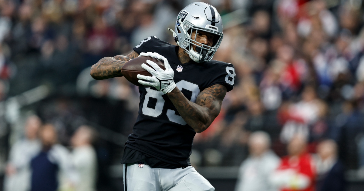 This Raiders-Giants Trade Sends Darren Waller To New York