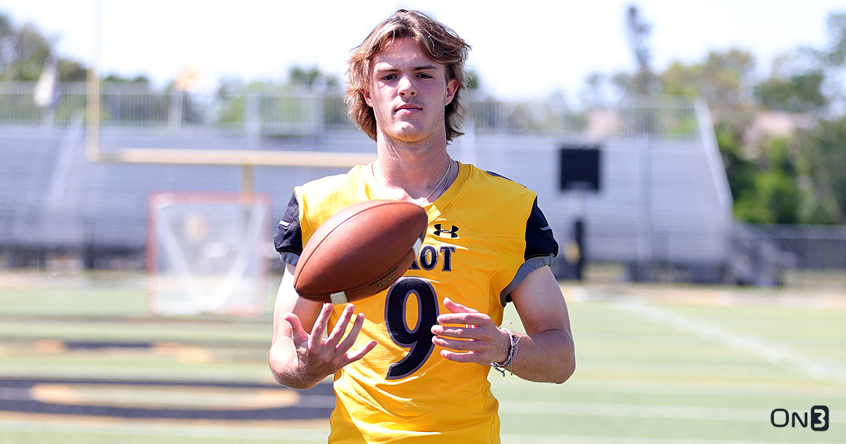 Michigan recruiting Carter Smith is your quarterback of the future