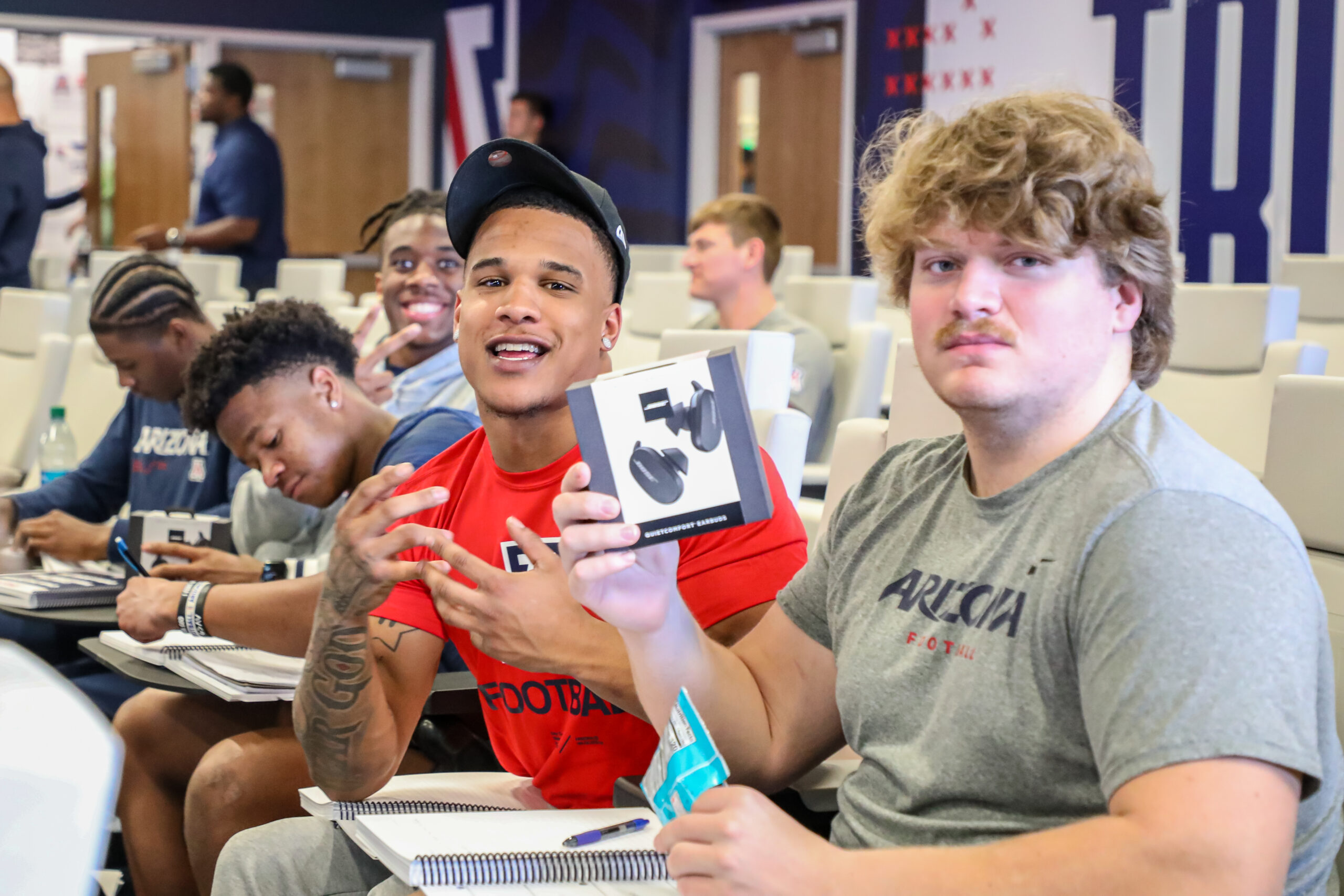 Arizona collective gifts Bose headphones to football roster through NIL partnership