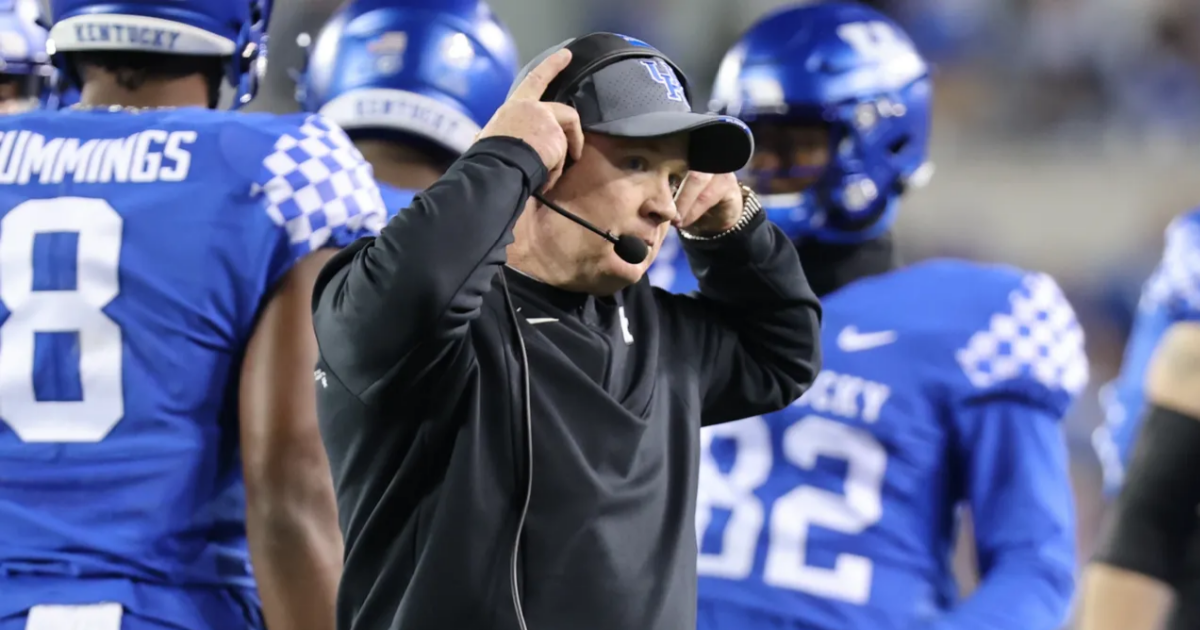 Why is UK football player Lynn Bowden wearing No. 3 jersey