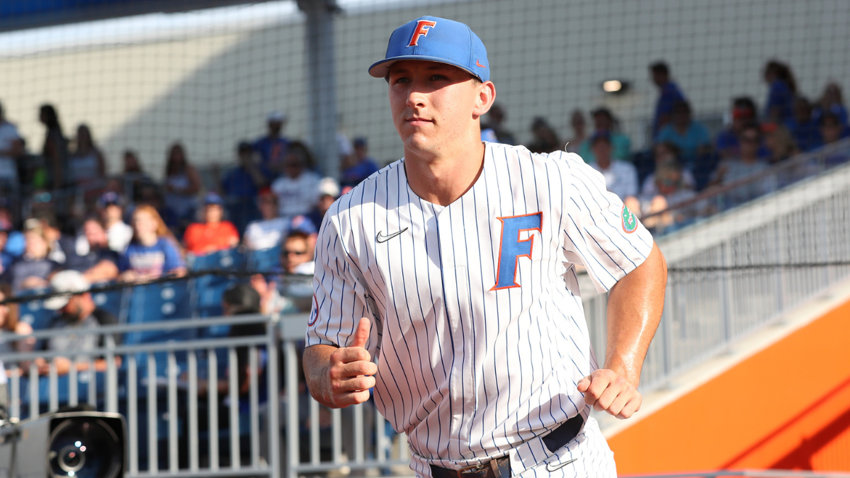 Waldrep dominates, Gators hit four home runs to win series against