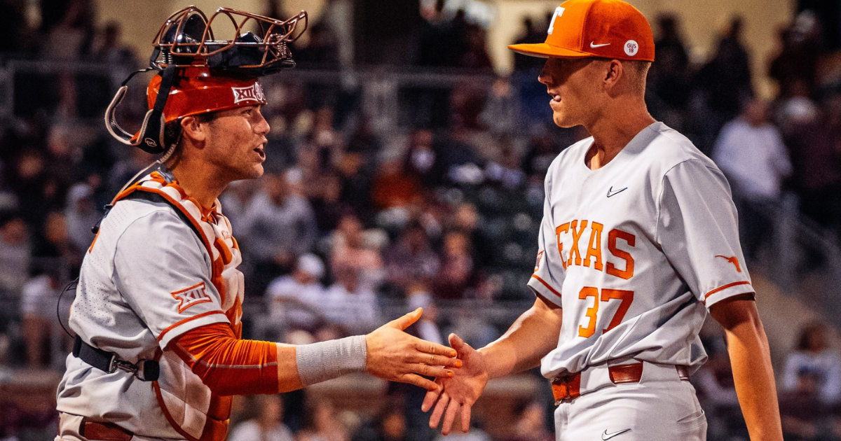 Zane Morehouse tunes out the crowd and closes out Texas A&M in 5-2 UT victory