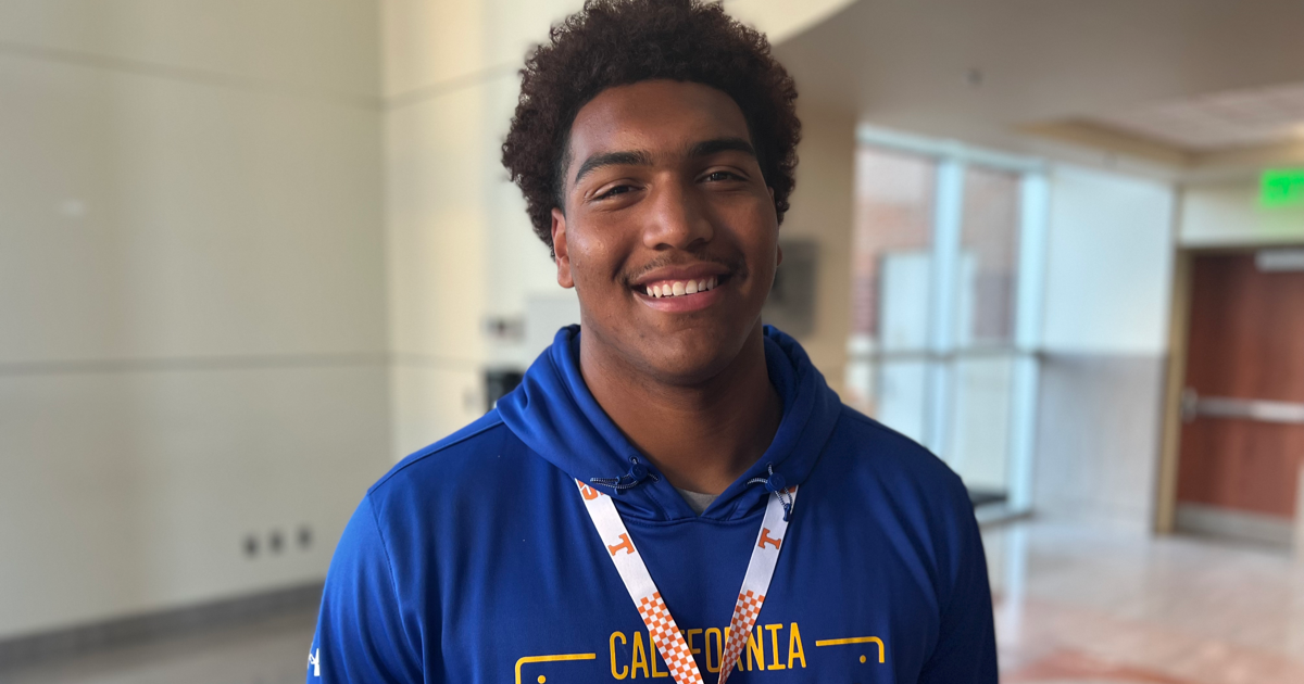 Vols impress Cali OL Brandon Baker