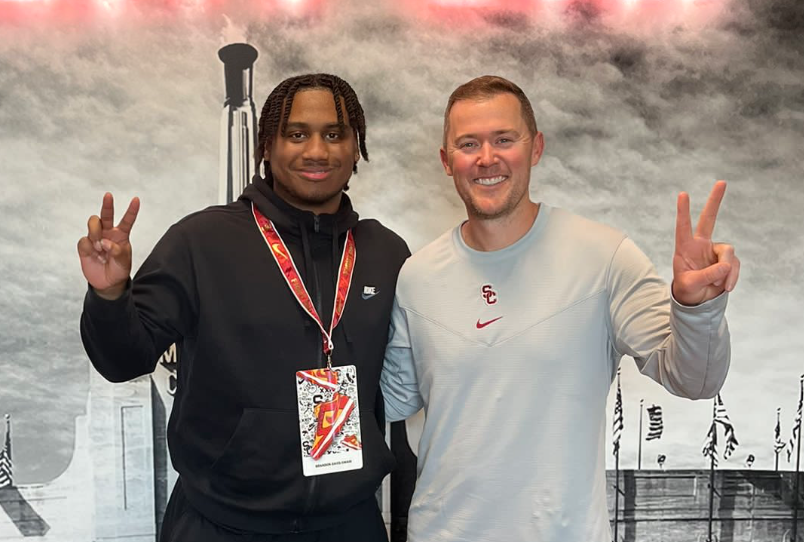 4-Star Michigan DL Planning to “Lock In” USC Official Visit