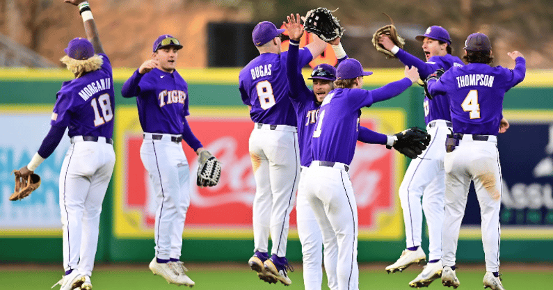 Watch: LSU baseball coach Jay Johnson previews No. 1 Tigers' giant SEC  weekend series against No. 10 Tennessee