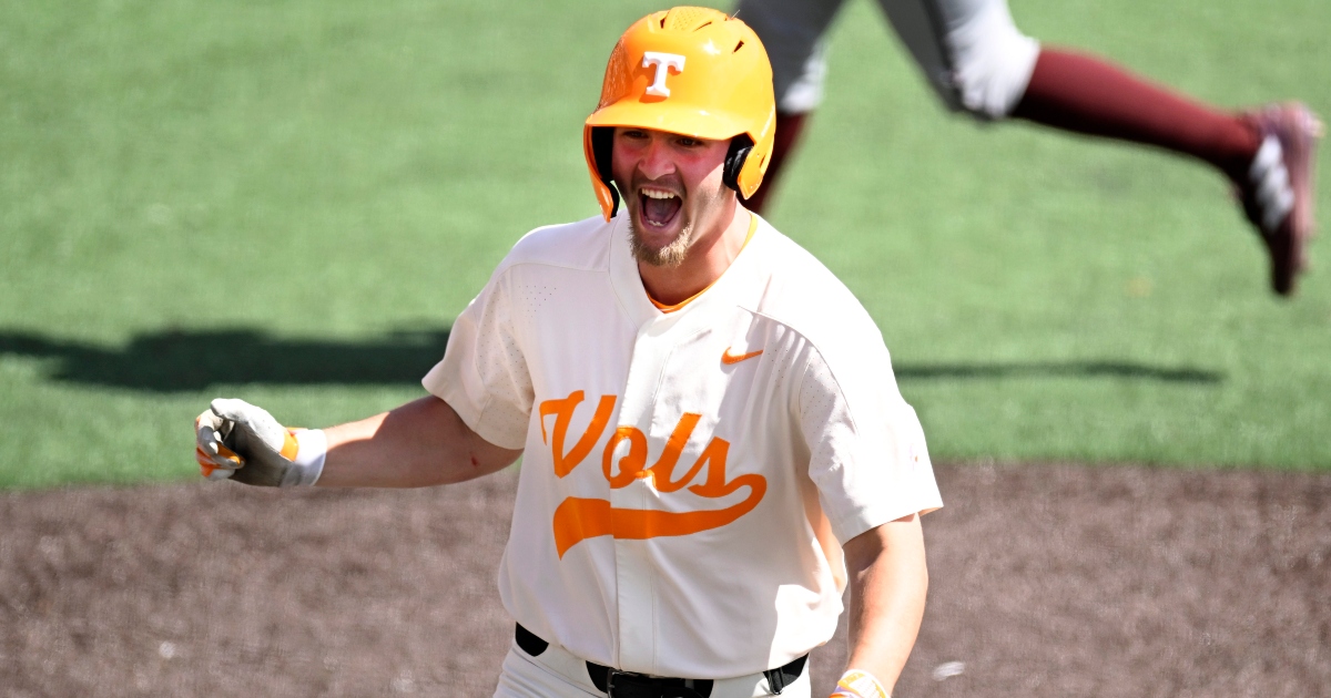 Blake Burke launches towering home run over batter’s eye to tie game vs. Florida