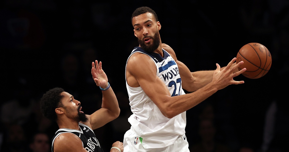 Rudy Gobert Punches Teammate Kyle Anderson During A Timeout On3