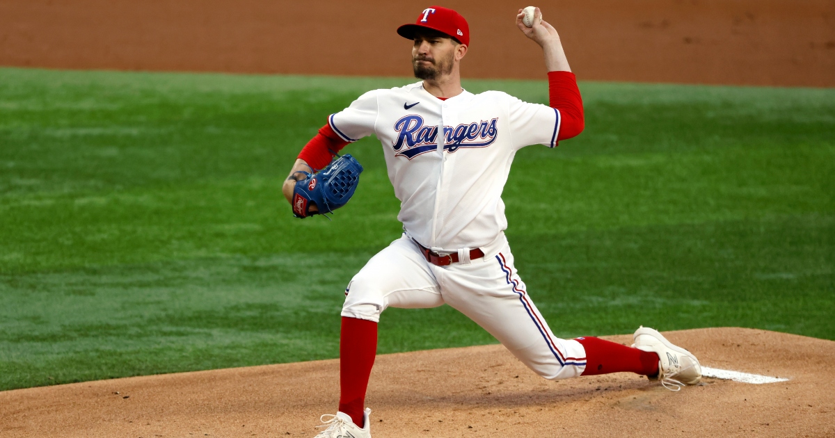 Andrew Heaney ties American League record with nine consecutive strikeouts