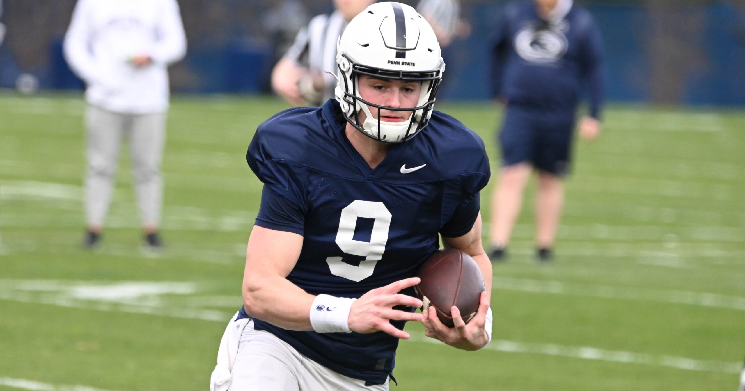 Penn State quarterback Beau Pribula