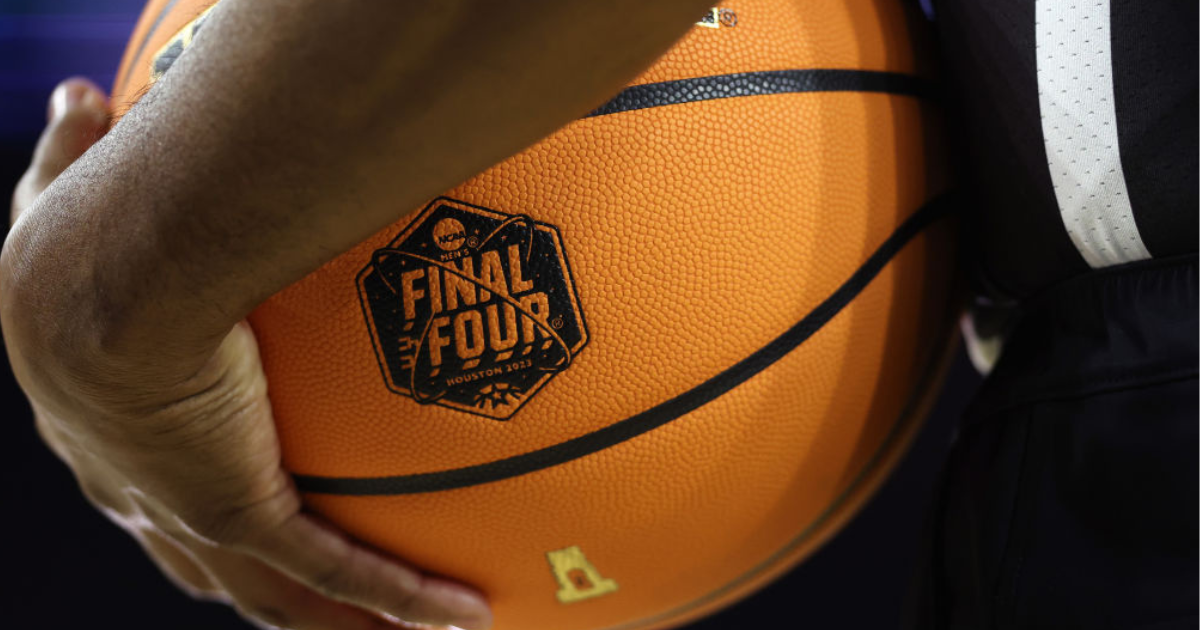 Report Southern Illinois hires former Texas, Kansas assistant Jerrance