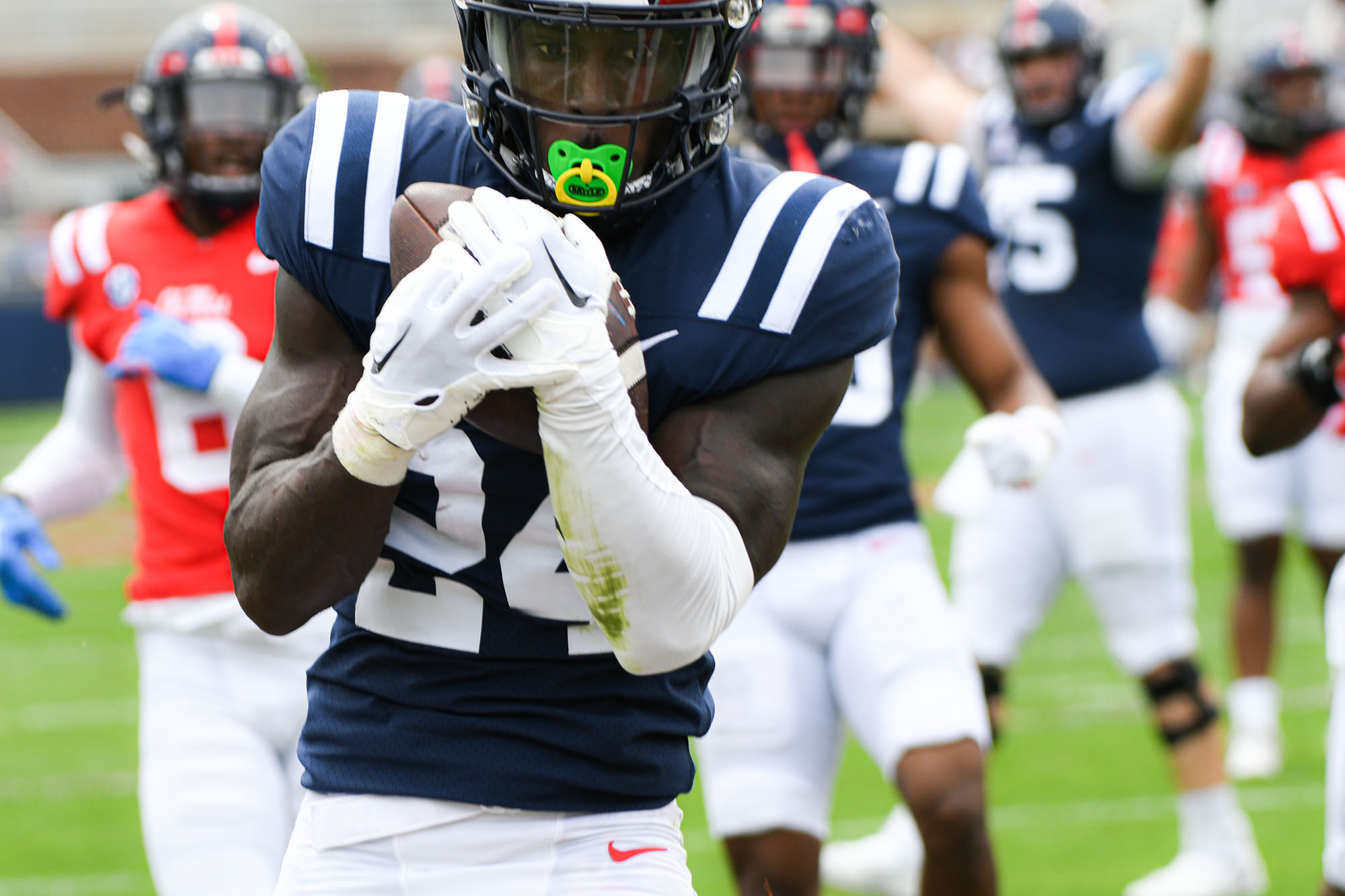 PHOTOS Red bests Blue in Ole Miss football’s annual Grove Bowl