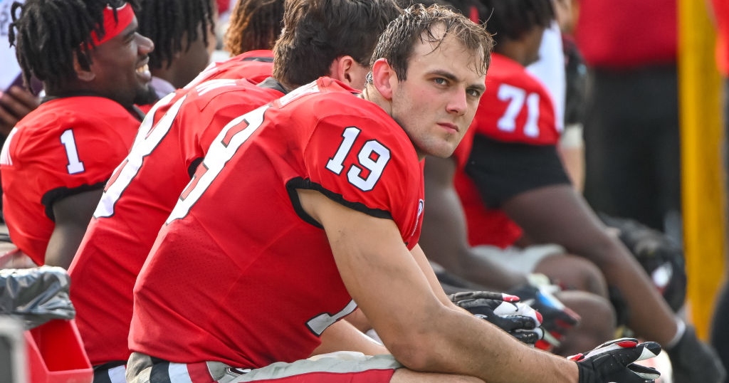 Brock Bowers shares emotions after being presented with Mackey Award during  Spring Game - On3