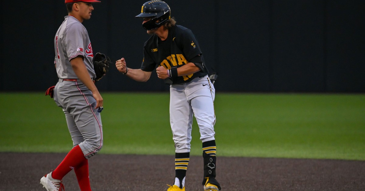 Iowa baseball's Sam Hojnar enters NCAA transfer portal