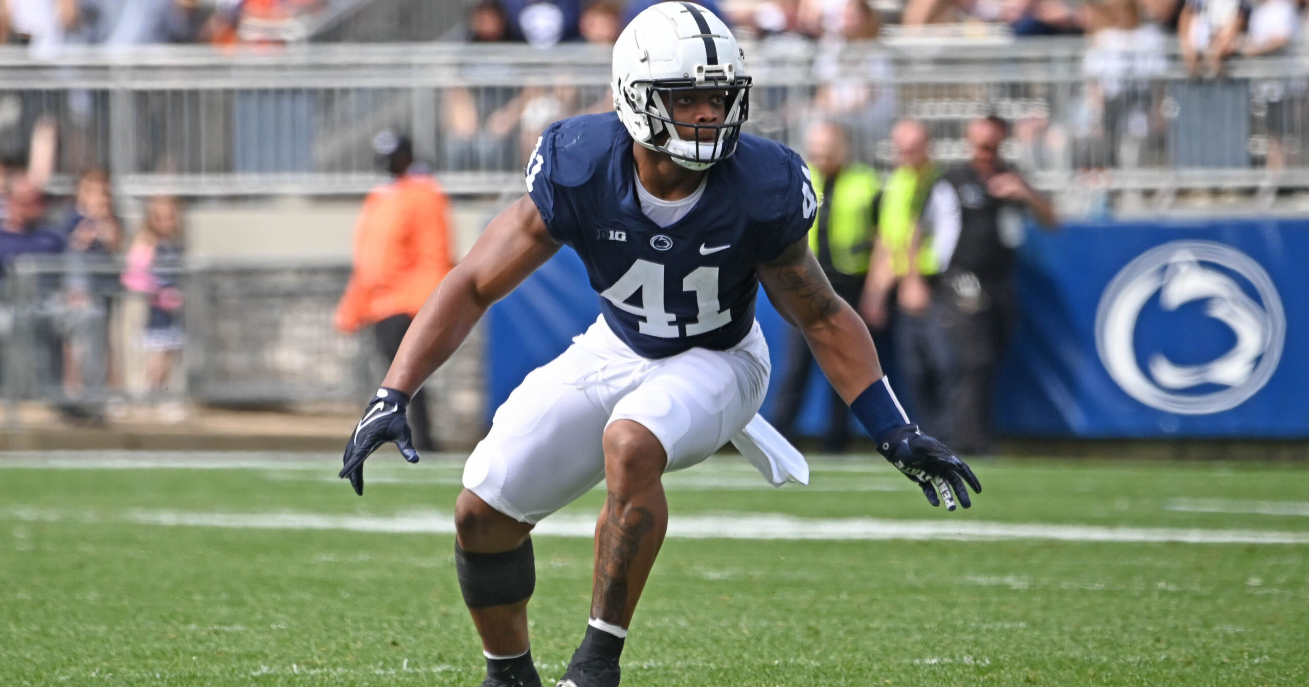 Linebacker Kobe King