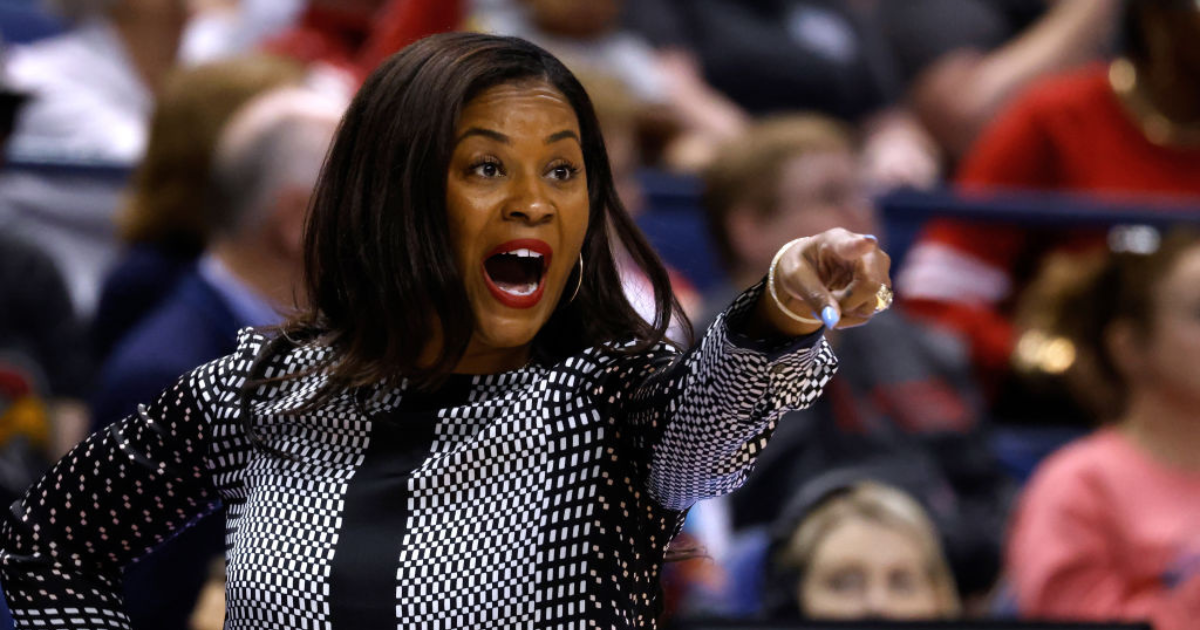 Notre Dame women’s basketball sends offer to top-10 player in class of 2025